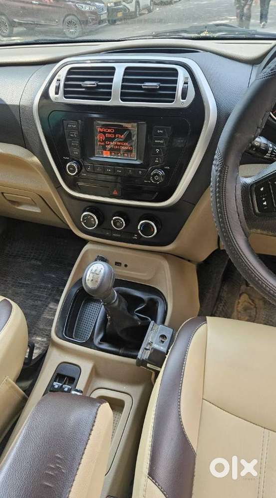 Mahindra Tuv 300 Mhawk100 T8, 2017, Diesel