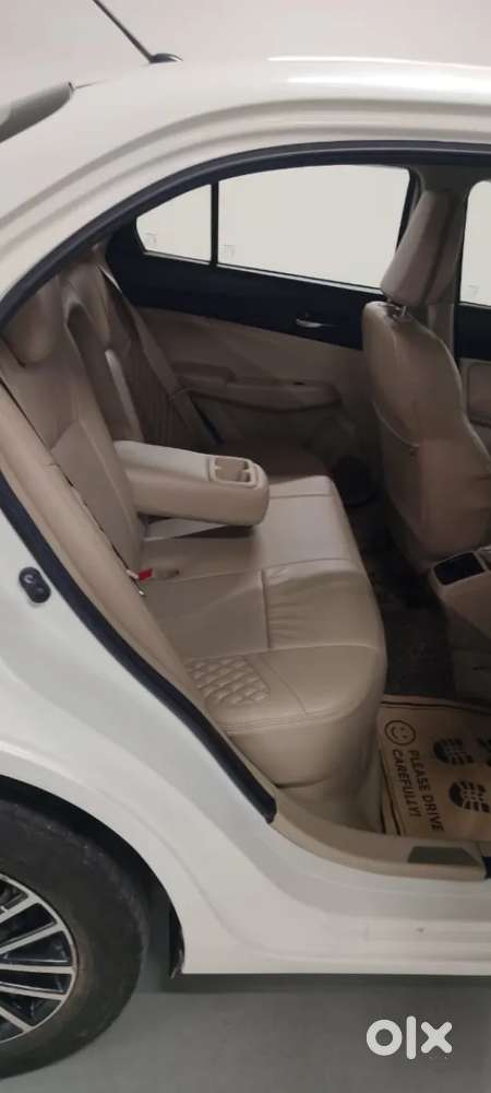 Maruti Suzuki Dzire Zxi Plus Ags, 2022, Petrol