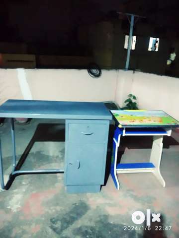 Iron shop table olx