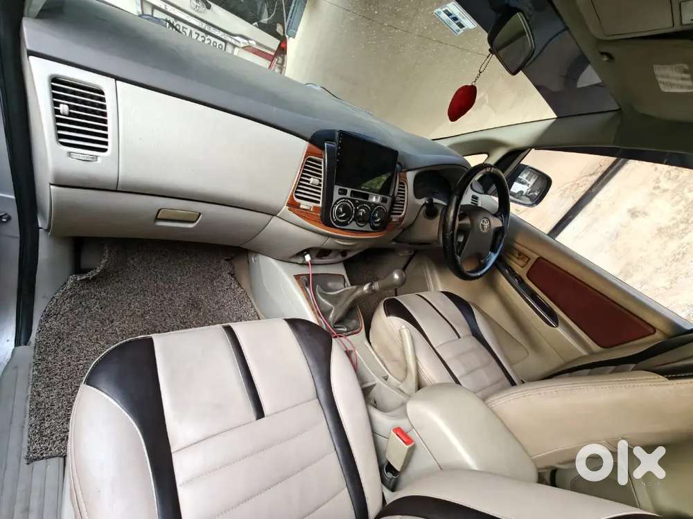 Toyota Innova 2.5 G 2013 Diesel Manual