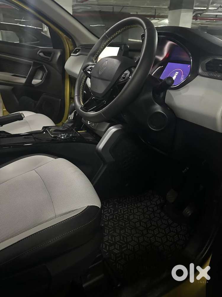 Renault Kiger 2025 Petrol 2300 Km Driven