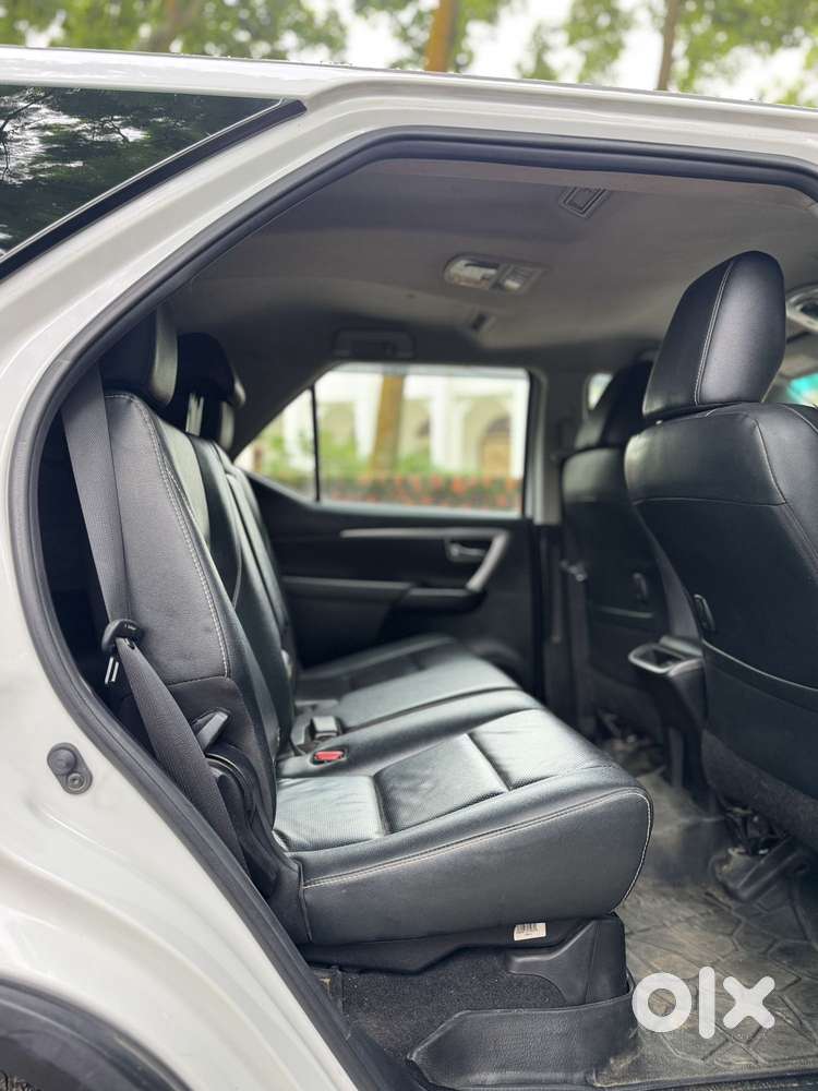 Toyota Fortuner 4x2 At 2.8 Diesel, 2023, Diesel