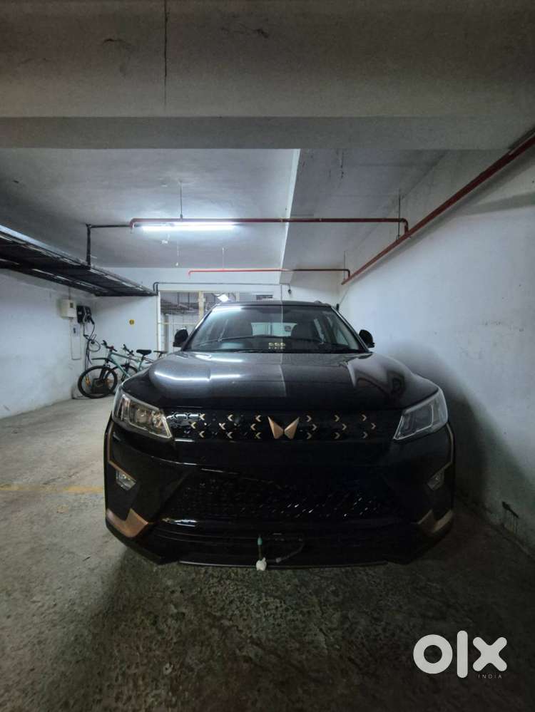Mahindra Xuv400 2024 Electric With Company Charger In Good Condition
