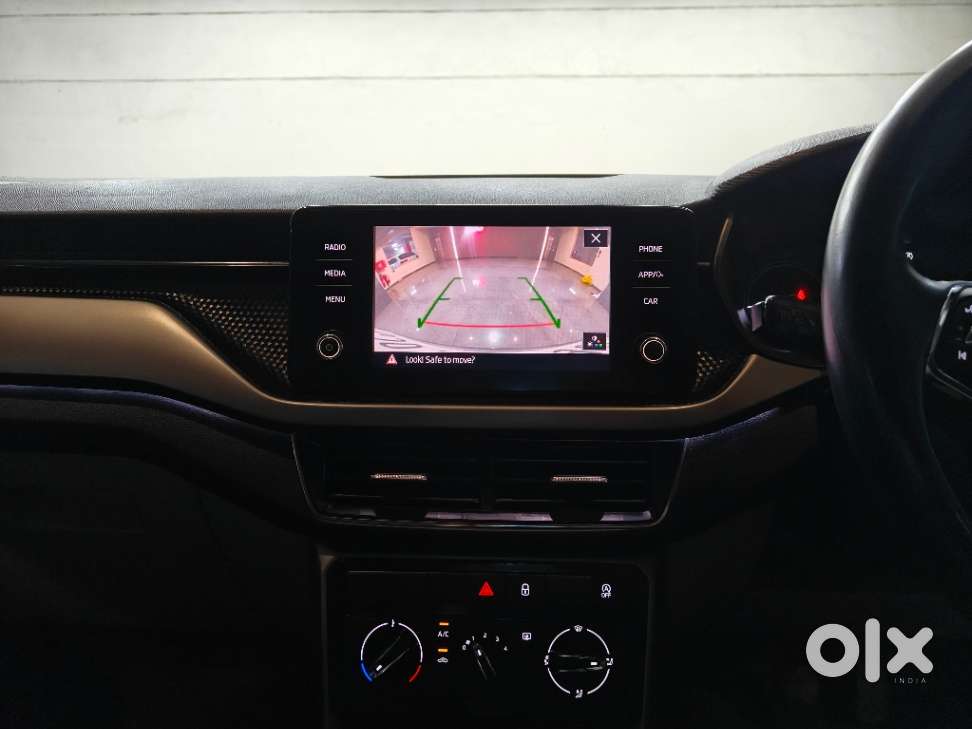Skoda Kushaq 1.0 Tsi Ambition, 2022, Petrol