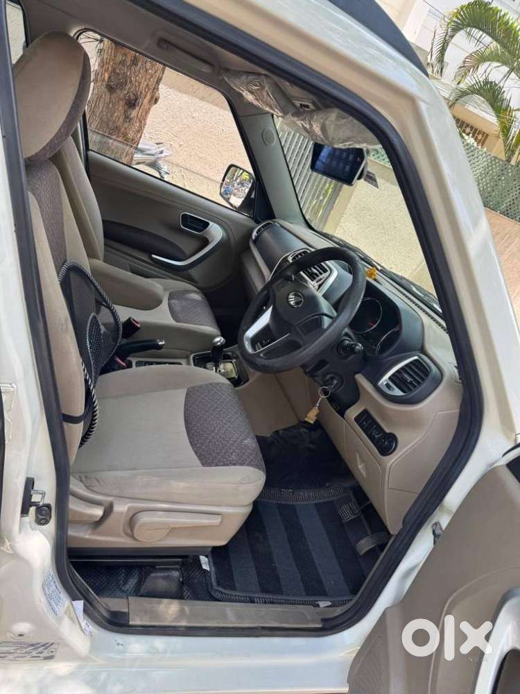 Mahindra Tuv 300 Mhawk100 T8, 2018, Diesel