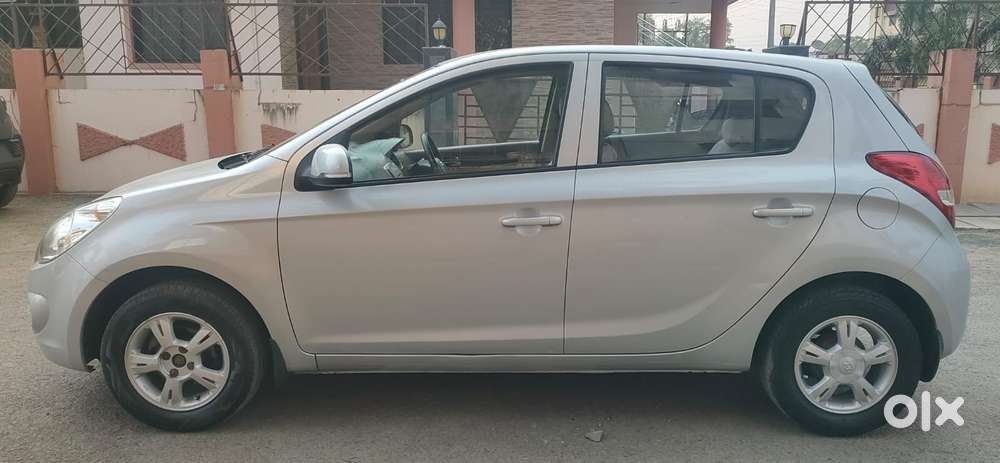 Hyundai I20 Sportz 1.2 Bs-iv, 2011, Petrol