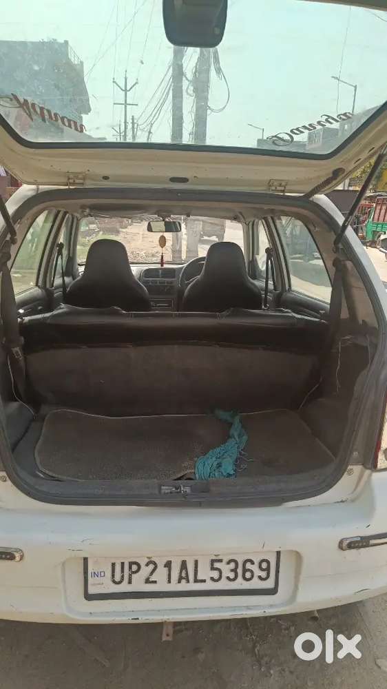 Geniune Driven Car On Single Hand