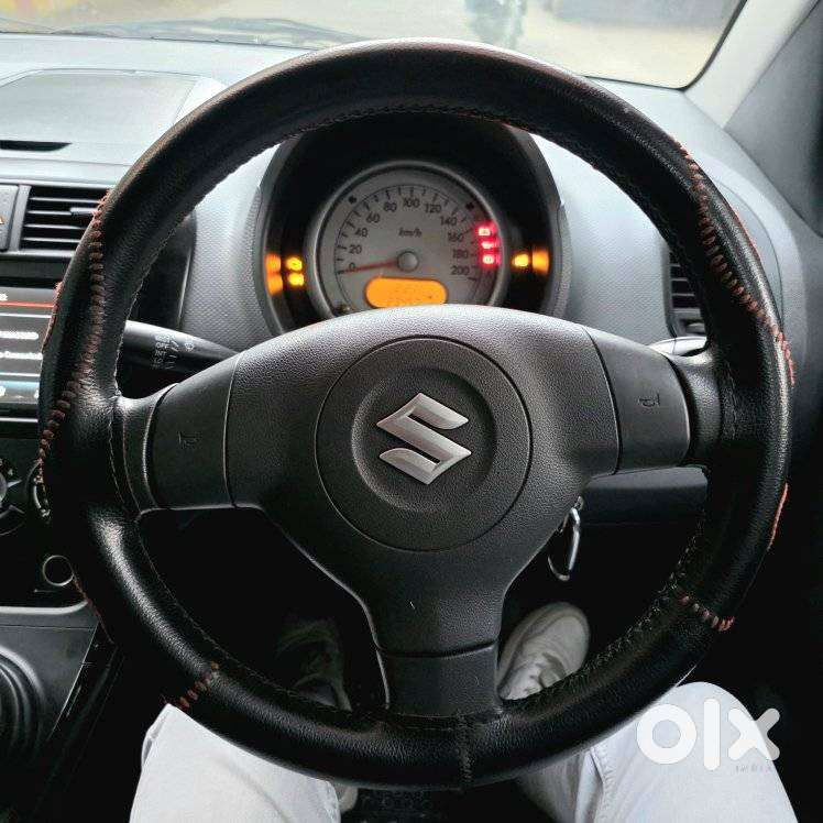 Maruti Suzuki Ritz Lxi, 2013, Petrol