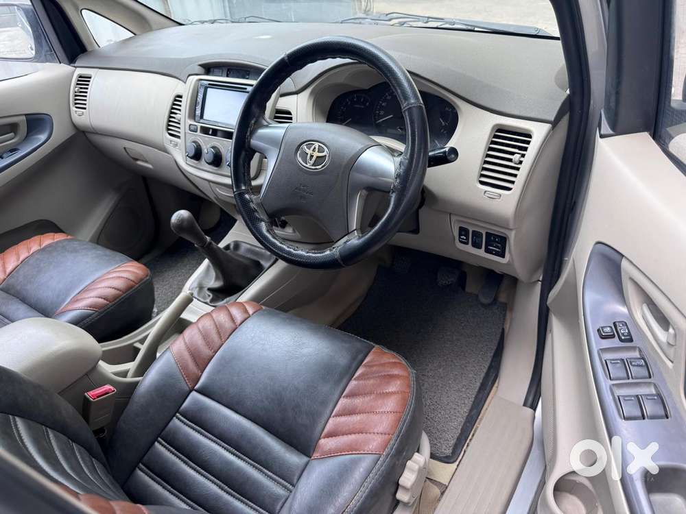 Toyota Innova 2.5 Gx 8 Seater Limited Edition, 2014, Diesel