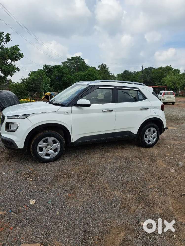 Hyundai New Venue Se 2022 With Company Record New Condition Finance Bh