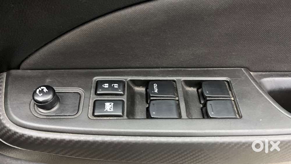 Maruti Suzuki Swift 2018 Vxi, 2019, Petrol