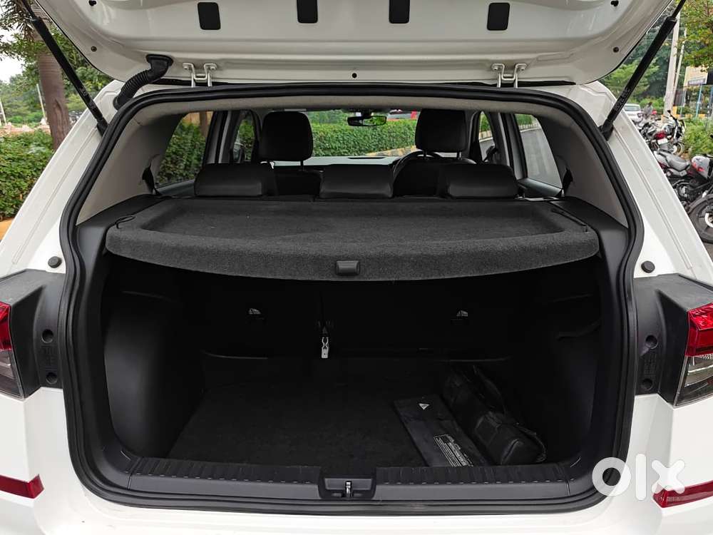 Skoda Kushaq 1.0 Tsi Style, 2021, Petrol