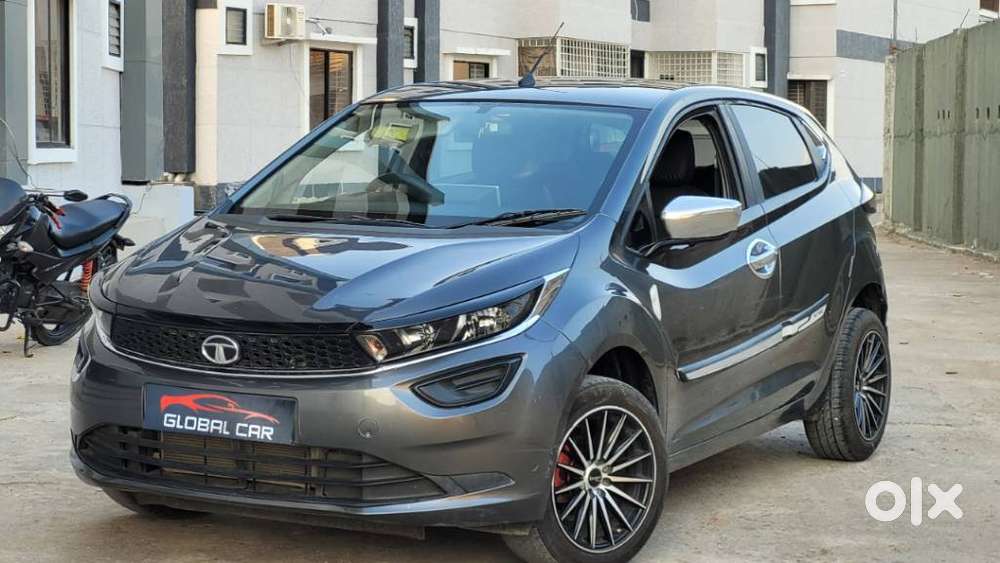 Tata Altroz 1.2 Xm Plus, 2022, Petrol