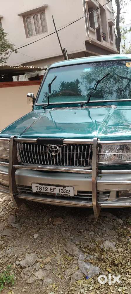 Toyota Qualis 2004 Diesel Well Maintained