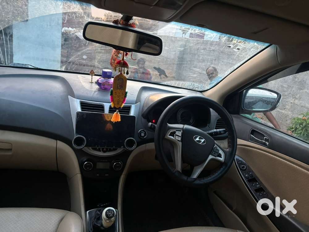 Hyundai Verna 2012 Diesel 102450 Km Driven