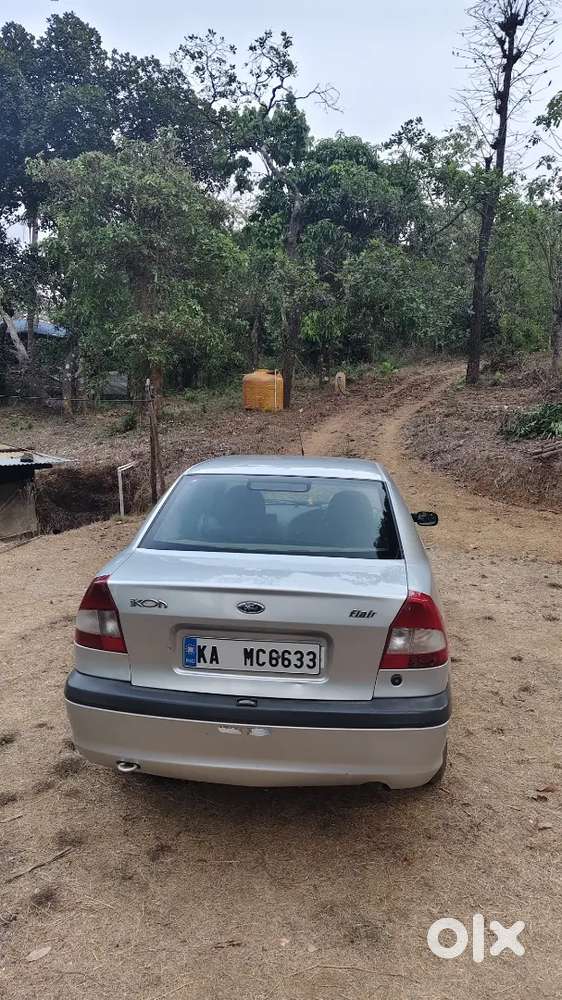 Ford Ikon 2005 Petrol 90000 Km Driven