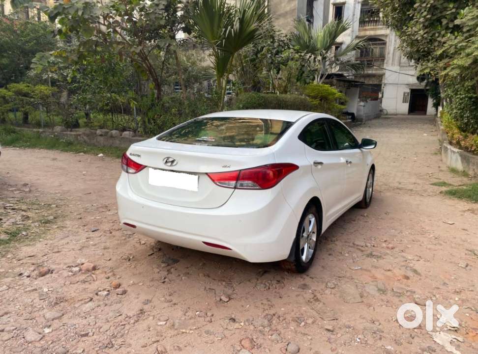 Hyundai Elantra 1.8 Sx Mt, 2014, Petrol