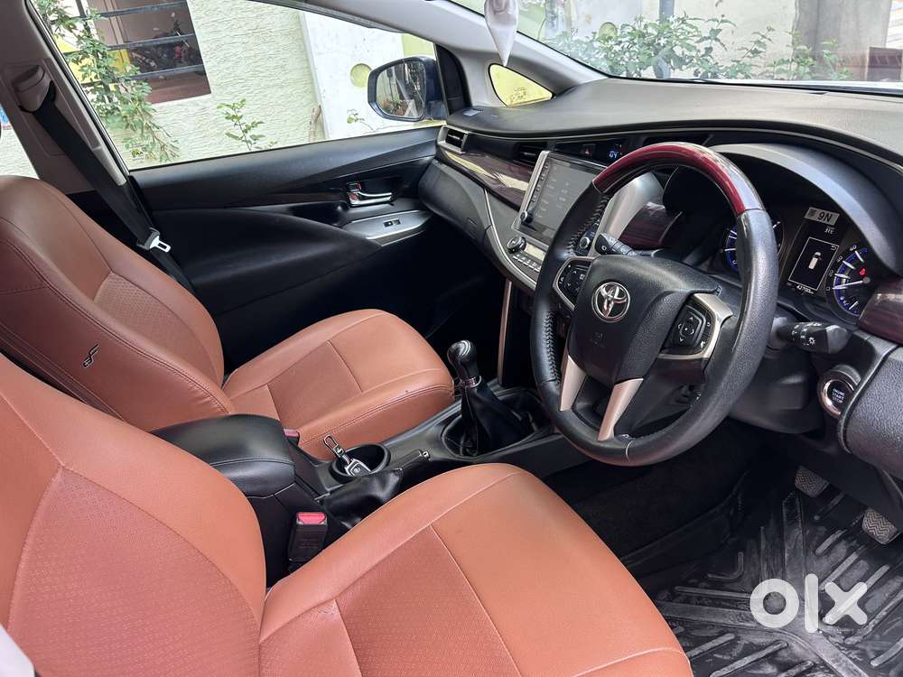 Toyota Innova Crysta 2.4 V 8 Str, 2022, Diesel