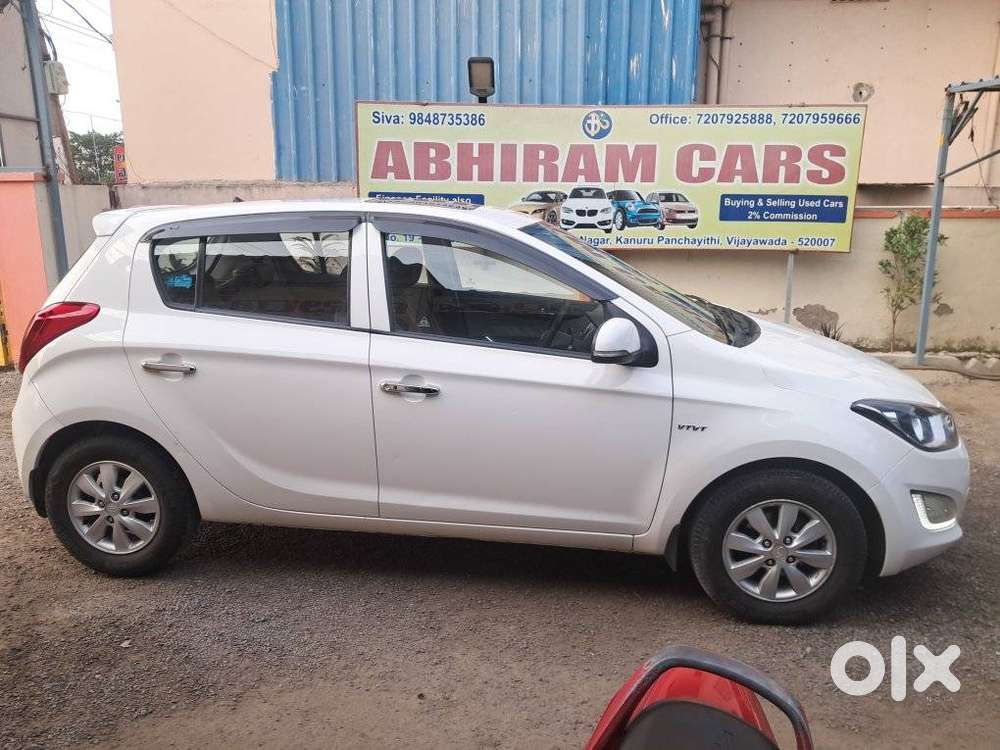 Hyundai I20 Asta 1.4 At Vtvt, 2013, Petrol