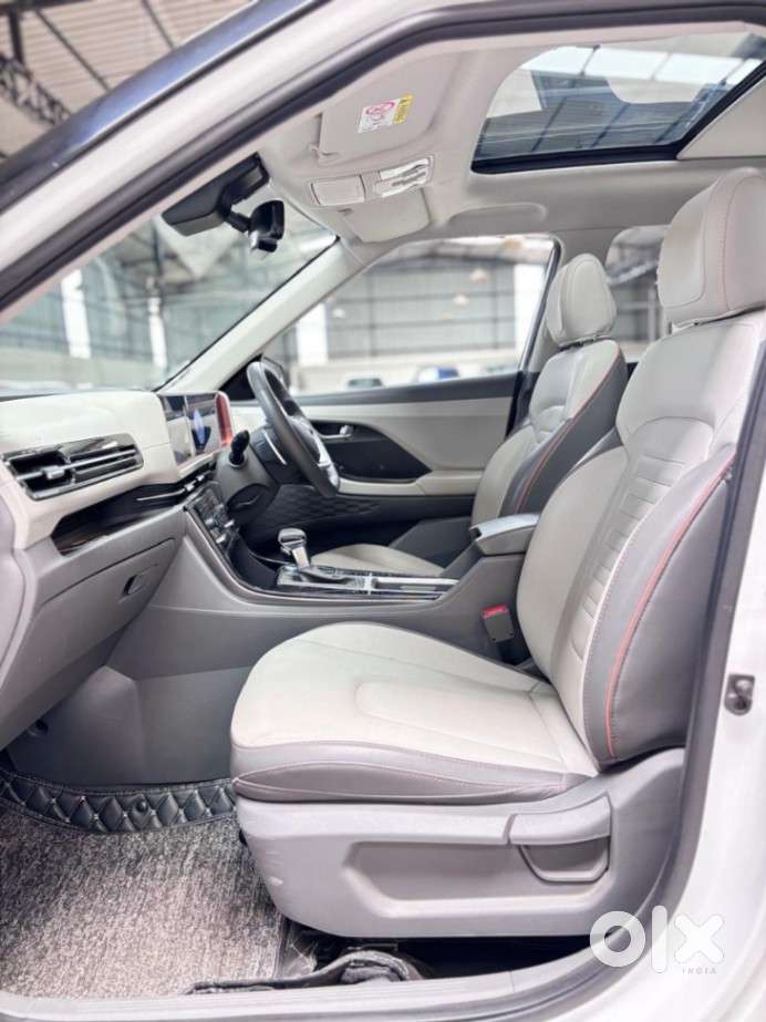 Hyundai Creta 1.5 Sx (o) Ivt Petrol, 2024