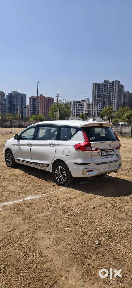 Maruti Suzuki Ertiga Zxi (o) Cng [2022-2023], 2023, Cng & Hybrids