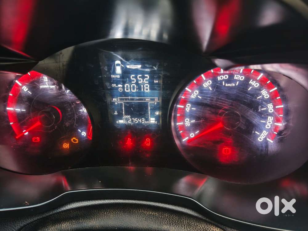 Mahindra Xuv300 W6 Diesel, 2022, Diesel