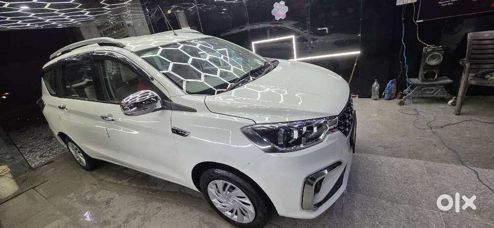 Maruti Suzuki Ertiga Vxi Cng, 2023, Cng & Hybrids