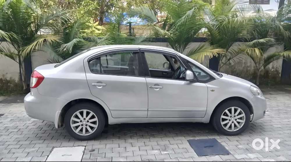 Maruti Suzuki Sx4 Zxi 2010 Petrol Automatic