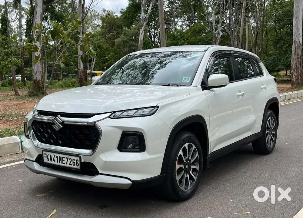 Maruti Suzuki Grand Vitara 2023 Petrol Well Maintained