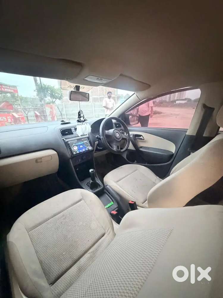 Volkswagen Polo 2012 Petrol 80000 Km Driven