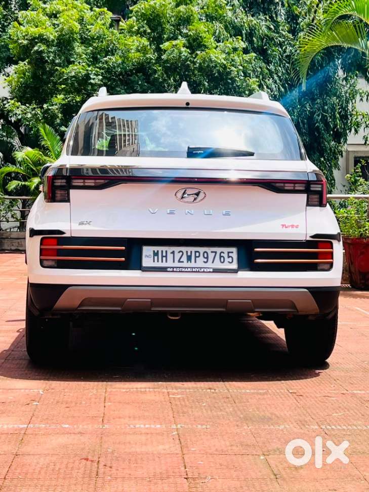Hyundai Venue 1.0 Sx Plus Turbo Dct Dual Tone, 2024, Petrol