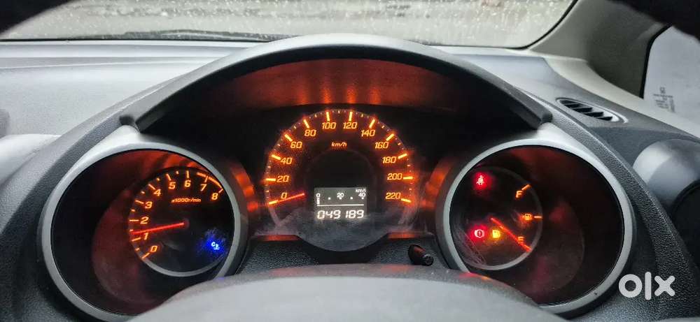 Honda Jazz Select 1.2 (2011)  2nd Owner  Well Maintained  White