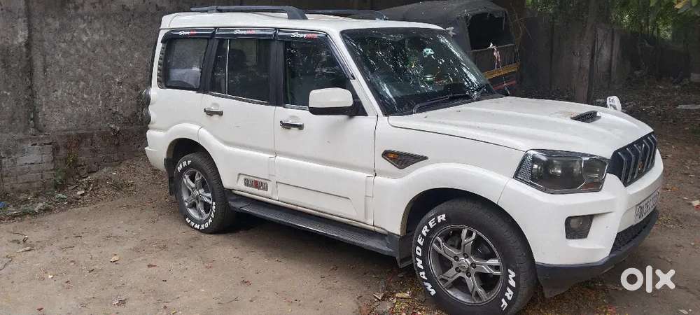 Mahindra Scorpio Getaway 2015 Diesel 89000 Km Driven