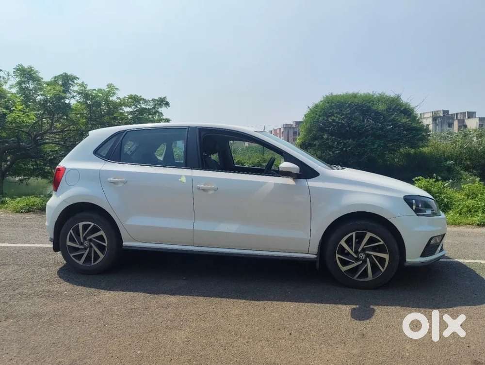 Volkswagen Polo 1.0 Tsi Comfortline At, 2022, Petrol