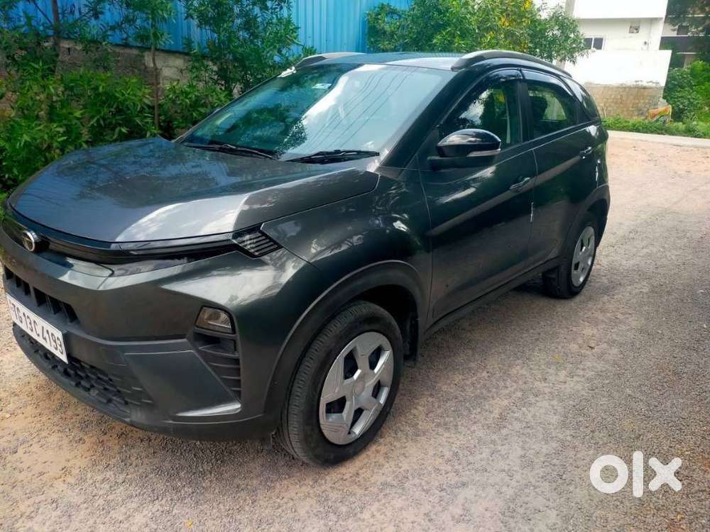 Tata Nexon Pure 1.2 Revotron Petrol 6 Mt, 2025, Petrol