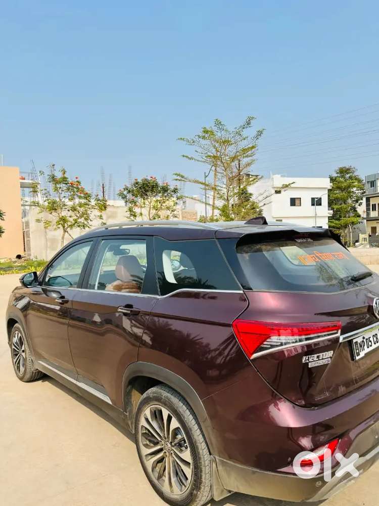Mg Hector Plus 7 Seater Only 60,000 Driven With Service Record