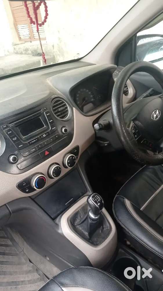 Hyundai Xcent Diesel 2015 Variant