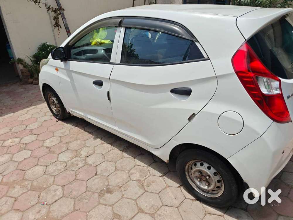 Hyundai Eon 2014 Cng & Hybrids 106129 Km Driven