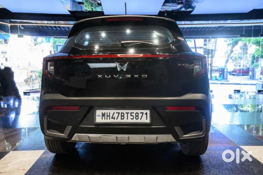 Mahindra Xuv 3xo Ax7l 1.2 Petrol At (pg), 2024, Petrol