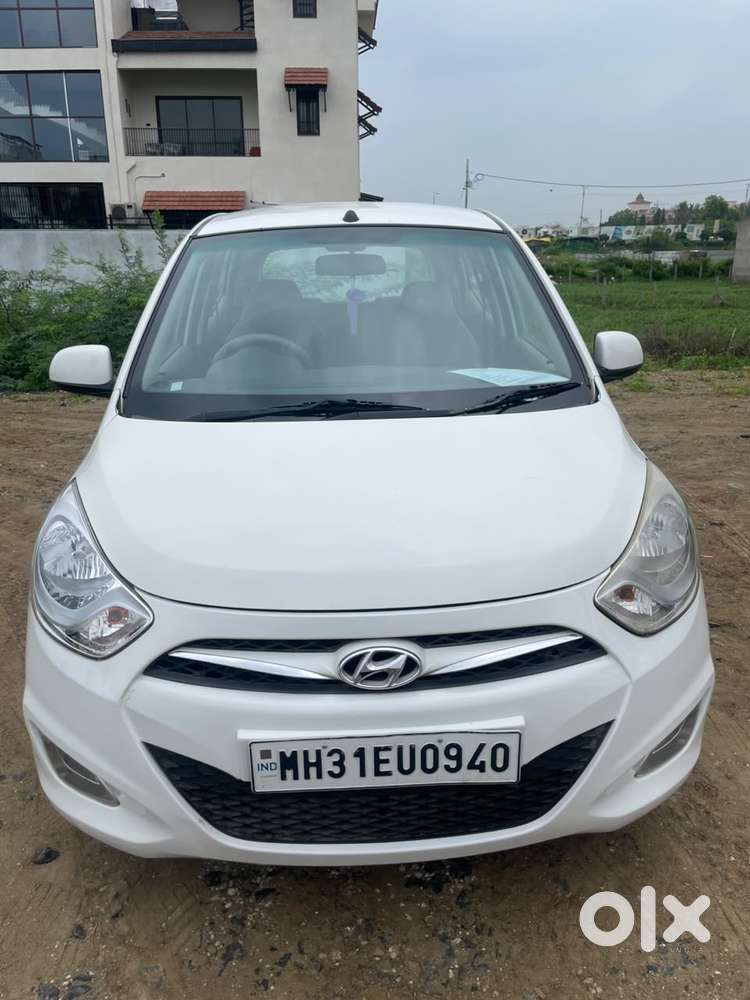 Hyundai I10 Sportz, 2015, Petrol