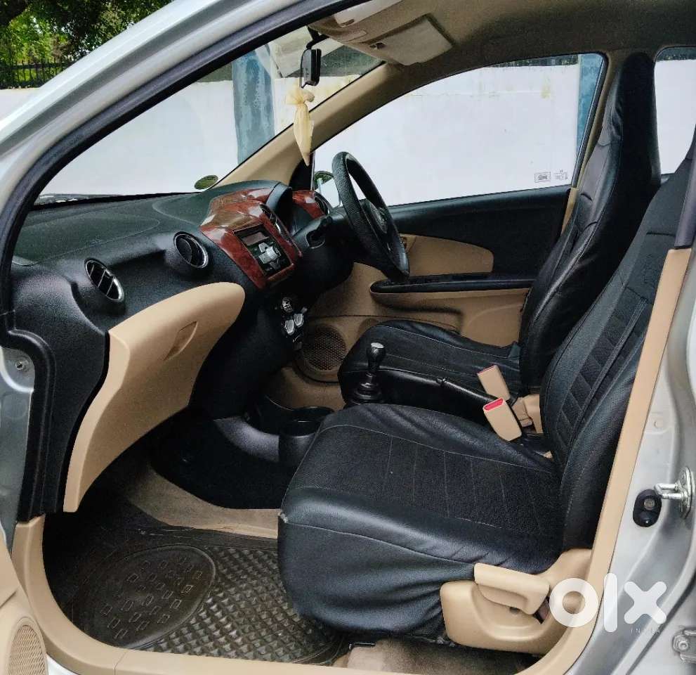Honda Brio Vx Mt, 2015, Petrol