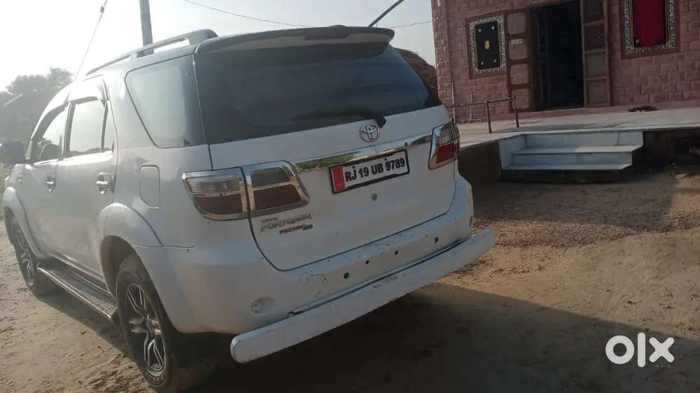 Toyota Fortuner 2010 Diesel
