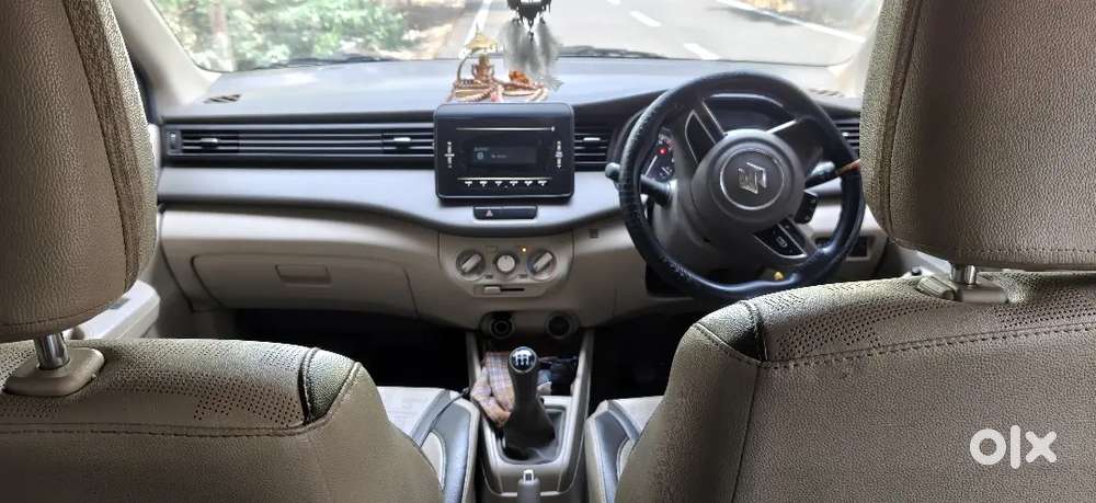 Maruti Suzuki Ertiga Vxi 2025