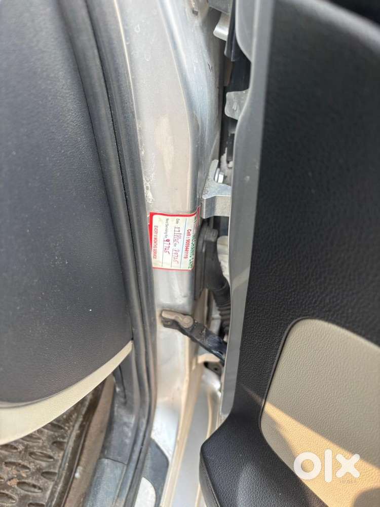 Volkswagen Polo 2010 Petrol 90000 Km Driven