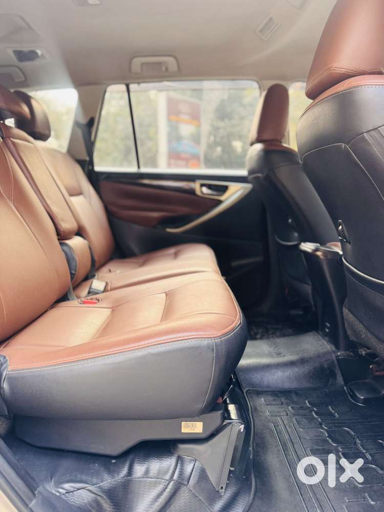 Toyota Innova Crysta 2.4 G Mt 8s, 2021, Diesel