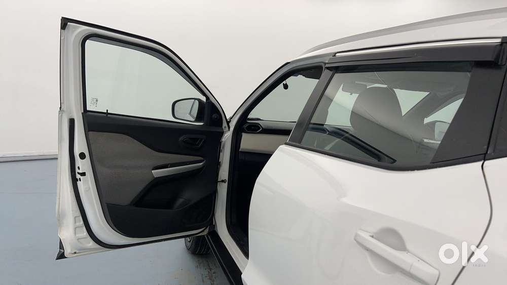 Nissan Magnite 1.0 Xe, 2023, Petrol