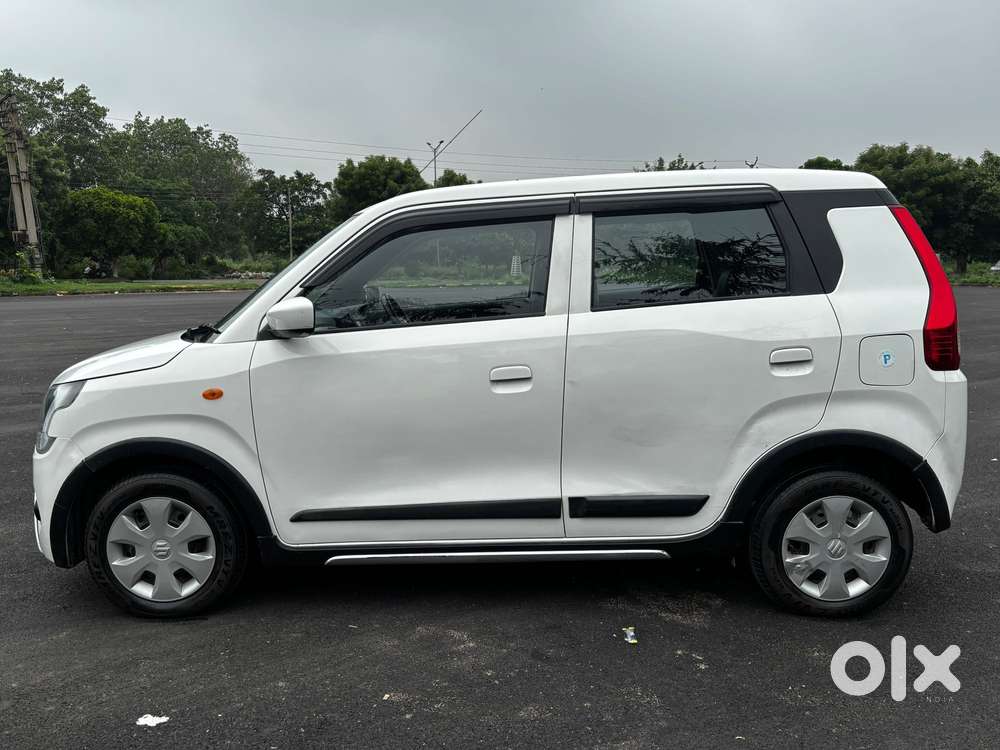 Maruti Suzuki Wagon R 1.0 Vxi Cng, 2023, Cng & Hybrids