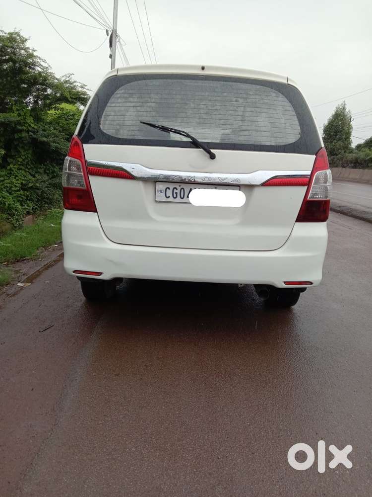 Toyota Innova 2.5 E 8 Str, 2009, Diesel