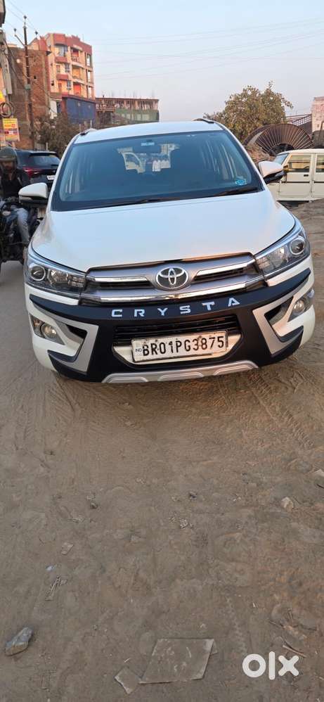 Toyota Innova Crysta 2.4 V, 2016, Diesel