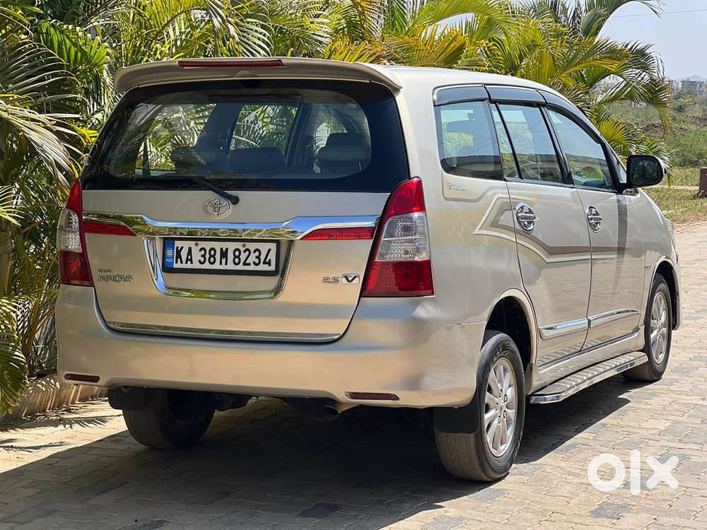Toyota Innova Diesel 2012